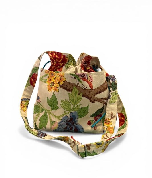Drawstring purse