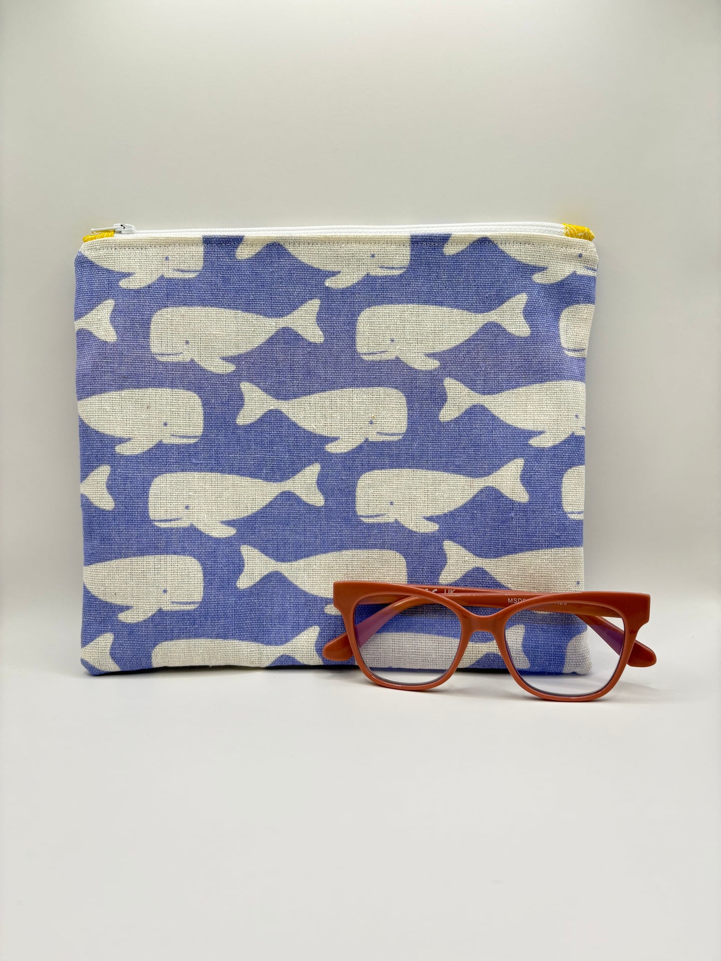 Clairee pouch