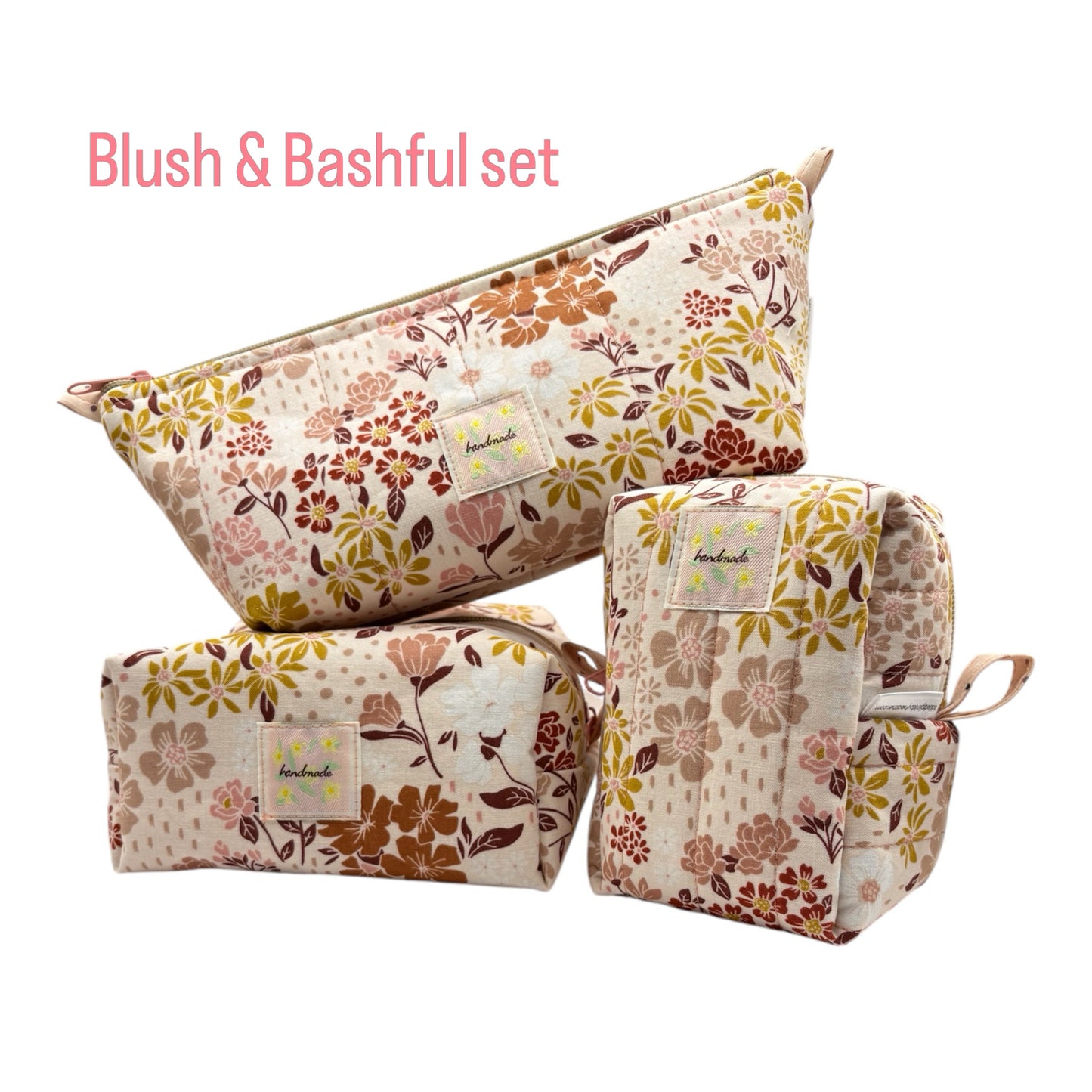 Set of 3 bags.