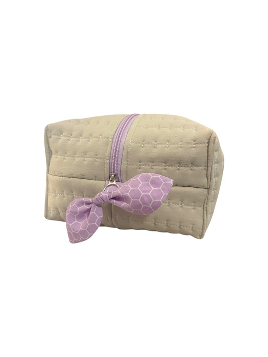 XL Jackson boxy bag. Unlined, quilted fabric outer/inner.